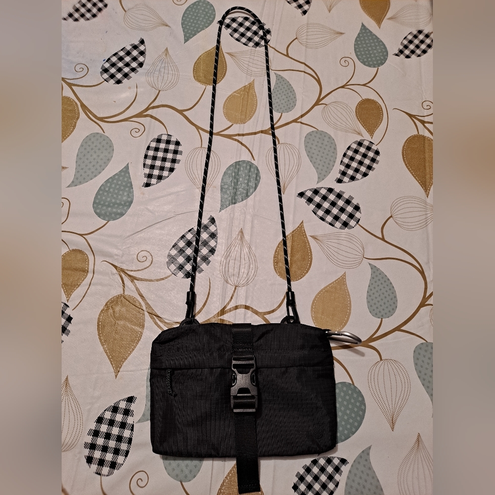 Athleta Black Rip Stop Nylon Convertible Clutch Pouch Crossbody Bag